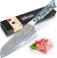 Pradžia Saugumas Damasko peilis "Santoku" su itin aštriu 18 cm ašmeniu, pagamintu iš 67 sluoksnių VG-10 damaskinio plieno Virtuvinis peilis Damaskinis daržovių peilis Abalono kriauklės rankena Dovanų dėžutė