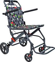 Sulankstomas neįgaliųjų vežimėlis, itin lengvas (7,5 kg), aliuminis, sėdynės plotis: 39 cm, transportavimo vežimėlis, dvi stabdžių sistemos, skirtas neįgaliesiems ir pagyvenusiems žmonėms, iki 100 kg (IN-A068)