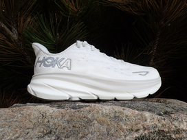 Hoka Clifton 9