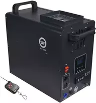 Vertical LIGHT4ME JET 2500 vertikalus dūmų aparatas LED + IR nuotolinio valdymo pultas