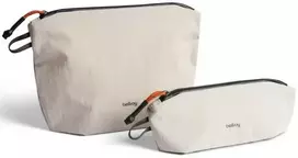 Cometic „Bellroy Lite Pouch Duo“ – dviejų kelionių organizatorių rinkinys (18 cm x 27 cm x 1,5 cm ir 8 cm x 23 cm x 6 cm) (pelenų spalvos)