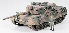 Plastikinis surenkamas modelis Tamiya West German Leopard A4