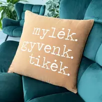 Dekoratyvinė pagalvėlė "Mylėk, gyvenk, tikėk"
