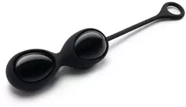JUODO OBSIDIANO YONI KIAUŠINIAI LE WAND CRYSTAL