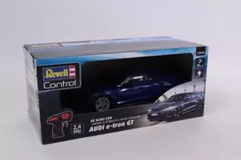 Revell RC Audi e-tron GT, 1:24 – radijo bangomis valdomas automobilis