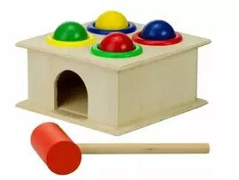 Medinis žaislas su plaktuku