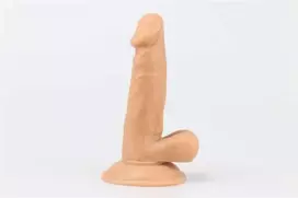 Power Escorts Ebony didelis penis su stipriu siurbtuku ir sėklidėmis