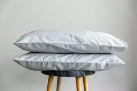 Patalynės komplektas MIEGO GURU PREMIUM satino pagalvės užvalkalas " Sky mėlynas" (TC300) 70x80cm