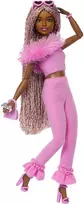 Mattel BARBIE DELUXE FASHIONISTAS lėlė rožiniu kostiumu (HYV28)