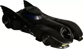 Mezco Toys DC Comics Universe Batman 1989 Batmobile figure