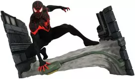 Diamond Select Toys Spider-Man Miles Morales Statue - 18 cm