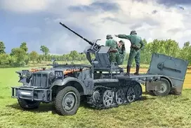 Italeri SD.KFZ.10/4 su FLAK 30 įgula, plastikinis modelis 1/35