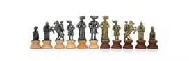 Italfama LANDSKNECHT: metalinės/medinės šachmatų figūros. Aukštis 10,6cm., diametras: 3,5cm.