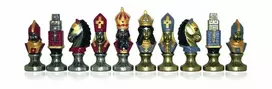 Italfama MONCADA: spalvintos metalinės šachmatų figūros. Aukštis: 9,3cm., diametras: 3,1cm.