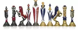 Italfama RENESANSAS: spalvintos metalinės šachmatų figūros. Aukštis: 13,8cm., diametras: 3,8cm.