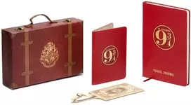 Dėlionė Insight Editions Kelionės Rinkinys - Harry Potter Platform 9-3/4 Kelionės Rinkinys 184 Puslapiai 22.6x15.8x5.7 cm