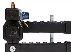 Wavin Midishunt 7 kontūrų, izoliuotas, su Grundfos UPM3Hybrid 15-70 siurbliu