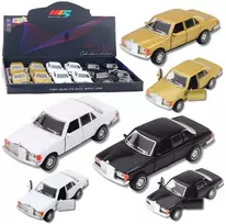 Lean Toys Metalinis automobilis 1:32 su šviesomis ir garsais
