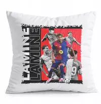 Dekoratyvinė balta pagalvė „Lamine Yamal“ – futbolo stiliaus dovana