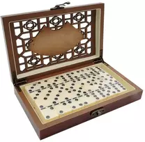 Stalo žaidimas Domino
