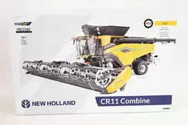 TOMY Britains New Holland CR11 kombainas 43403