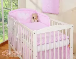 Vaikiška patalynės komplektas rožinis su širdelėmis 3 dalių
