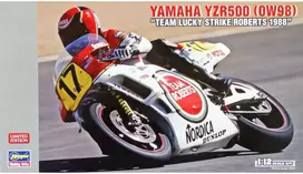 Hasegawa Yamaha YZR500 1/12 Lucky Strike Roberts 1988 moto modelis