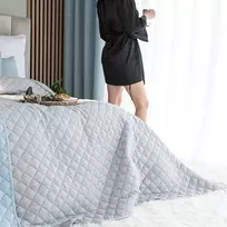 Lovatiesė MOLLY LIGHT GRAY, 220x240 cm (su pagalvių užvalkaliukais)
