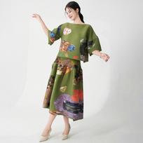 Elegant Pleated Women's Two-Piece Set: High-End Printed Top & Midi Skirt Combo Top Only žalia
