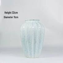 Light Diamond-Shaped Splashed Glaze Ceramic Vase with Silk Daisies – Wedding Decor