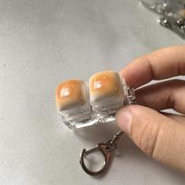 Keycap Bread Clicker Keychain Stress Easing Click Button Decompress Fingertip Keyring Fidget Toys Backpack Hanging Charms
