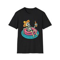Unisex Softstyle T-Shirt Skeleton Summer Float Beer Sombrero Ocean S įvairiaspalvis