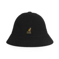 KANGOL 0397BC JUODA/AUKSO spalvos Bermuda Atsitiktinė Kibiro Kepurė 0397BC BLACK/GOLD (L)