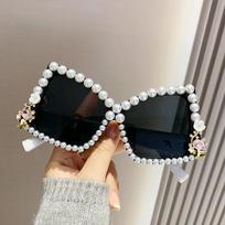 European Style Crystal Butterfly Sunglasses Chic Sunnies Fashion Eyeglasses For Women StyleE