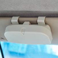 Automobilių akinių dėžutė Nešiojami automobiliniai akinių nuo saulės laikikliai vairavimo akinių laikiklyje Akinių dėklas saulės skydelis automobilio lęšių laikiklis smėlis