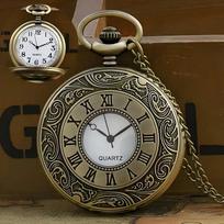 1pc Retro Flip Pocket Watch Classic Roman Character Men's and Women's Necklace Quartz Large Number Elderly Hanging Watch Gift ruda