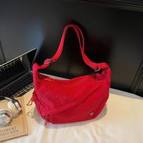 Korean Style Lightweight Dumpling Bag for Women2026New Outdoor Casual Sports Bag Cycling Large Capacity Crossbody Bag Trendy Extra Large