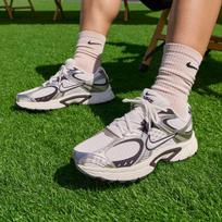Nike V5 RNR Textile, Synthetic Leather Breathable Low top Running Shoe 40.5
