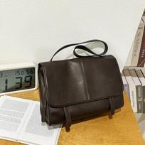 Japanese and Korean stylePULeather messenger bag, waterproof shoulder bag, men's vintage large-capacity casual travel simple cro ruda