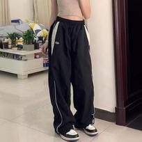 Moterys Baggy Harajuku Cargo Pants Streetwear Hip Hop plačios kelnės parašiutiniai sportiniai kelnaitės Techwear bėgikai Oversized Y2K kelnės XXL juoda