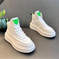 2024 New Hot Selling High Top Casual Board Shoes for Men's Trend Versatile Thick Sole Tall Lightweight Soft Sole Sports Shoes 39 balta