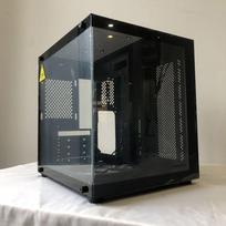 Mini mATX Gaming PC Case with Transparent Side Panel for DIY Water Cooling