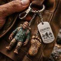 Resin Bigfoot Tracker Adventure Keychain Unique Bigfoot Figurine Keyring with Footprint and Metal Tag for Outdoor Enthusiasts Hikers and Legend Fans One Size balta