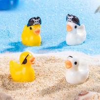 Mini 40/20Pcs Resin Pirate Ducks Tiny Duck Miniature Figures Bulk Little Duck Charms For Party Diy Micro Landscape Decorations 20pc