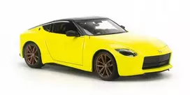 MAISTO DIE CAST 1:24 automodelis 2023 Nissan Z, 32904