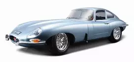 Automobilis Bburago GT-Jaguar "E" Coupe (1961) 1:18