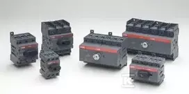ABB jungiklis OT40F3 40A 3P be veleno ir rankenos 1SCA104902R1001