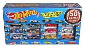 Mattel Hot Wheels CGN22 – 50 lietinių transporto priemonių rinkinys 1:64 masteliu, ypač didelis dovanų rinkinys, po 50 žaislų, atsitiktinis pasirinkimas, nuo 3 metų