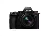 Panasonic Lumix DC-S5 II + 18-40mm