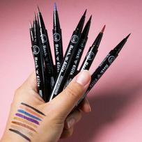 J.Cat Beauty Rock N' Glitz Diamond Liquid Liner Skystas akių pravedimas, Frozen Island